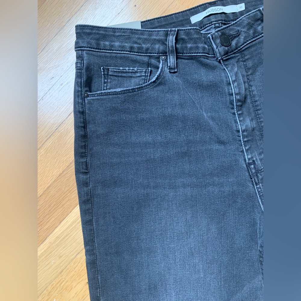 NWT HUDSON HOLLY HI-RISE FLARED WASHED BLACK RAW HEM SOFT STRETCH JEANS SIZE 33 - Picture 9 of 16